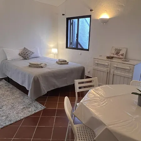 Casa Dade *